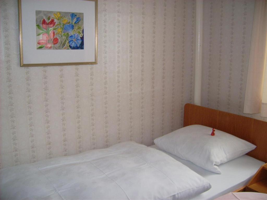 Pension Haus Weller Боппард Номер фото